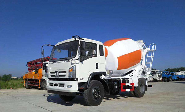 商砼攪拌車(chē)